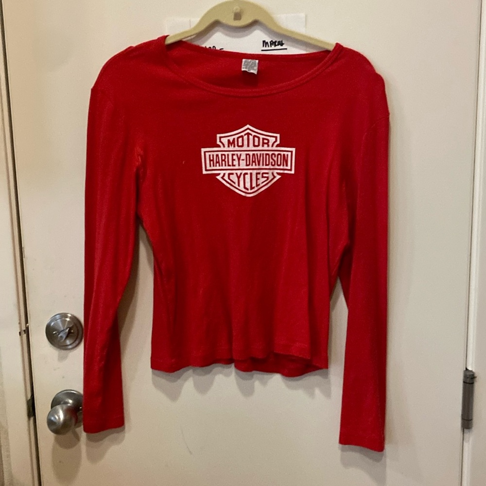 Harley Davidson women’s long sleeve T-shirt.